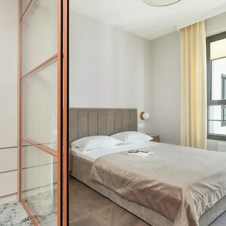 Apartamento Popieluszki Modern With Parking By Renters