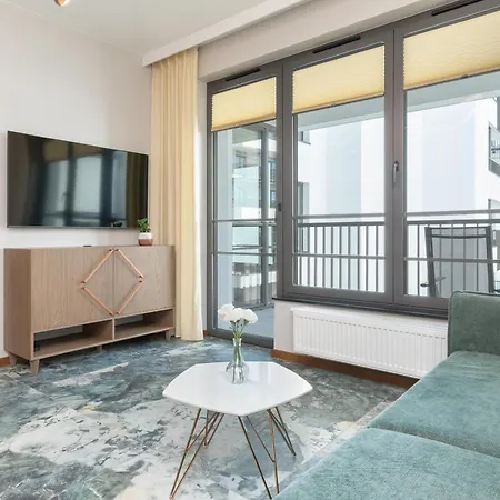 Apartamento Stylowe Apartmenty Z Parkingiem Popieluszki W Gdansku By Renters