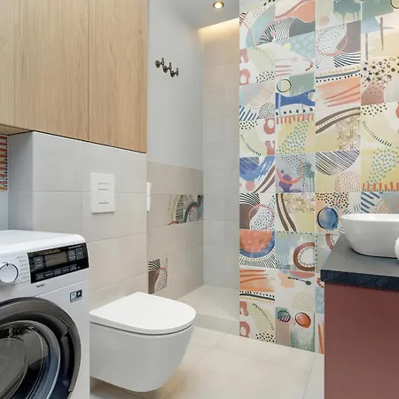 Apartamento Popieluszki Modern With Parking By Renters