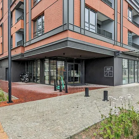 Popieluszki Modern With Parking By Renters Lejlighed