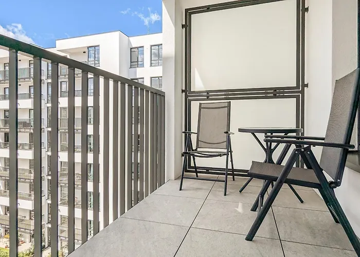 Popiełuszki Modern With Parking By Renters Gdańsk