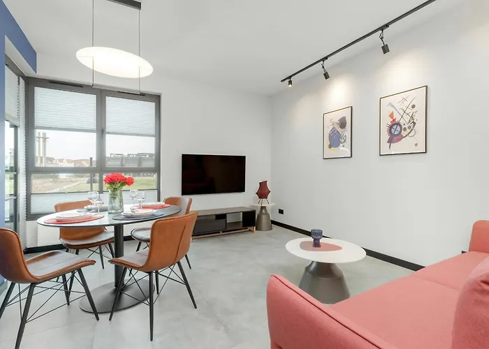 Popiełuszki Modern With Parking By Renters Apartament Gdańsk