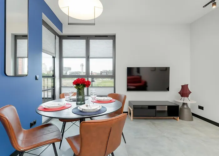 Popiełuszki Modern With Parking By Renters Apartament *