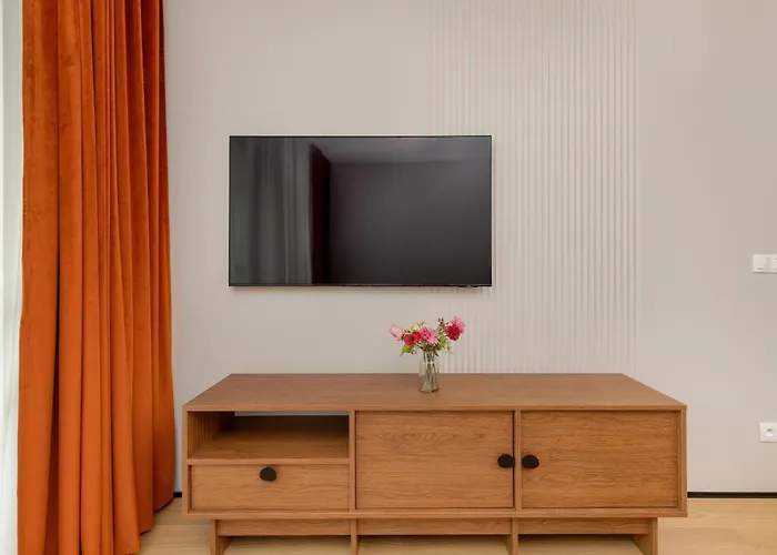 Popiełuszki Modern With Parking By Renters Gdańsk